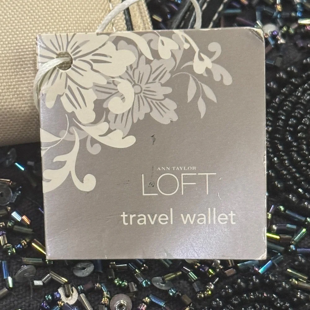 LOFT Cream and Black Travel wristlet Wallet
